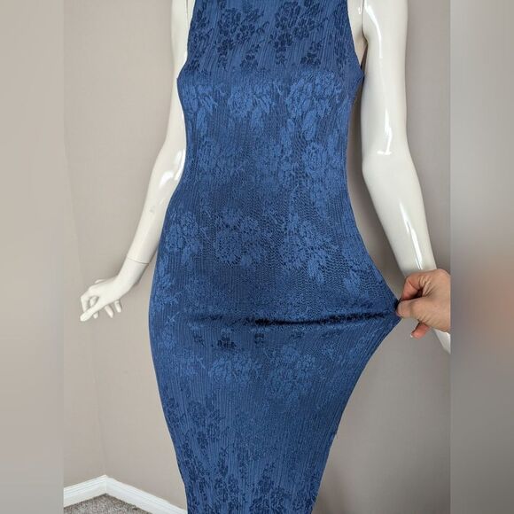 90s Minimalist Maxi Dress – Crinkled Fabric, Rose Pattern, Slit, Size XS/S, Sava - Picture 6 of 10